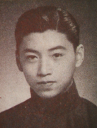 凝固的艺术，永恒的怀念——碑雕艺术与名人的故事