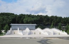 一面墙，一道景：九龙照壁浮雕景墙的诗画之美