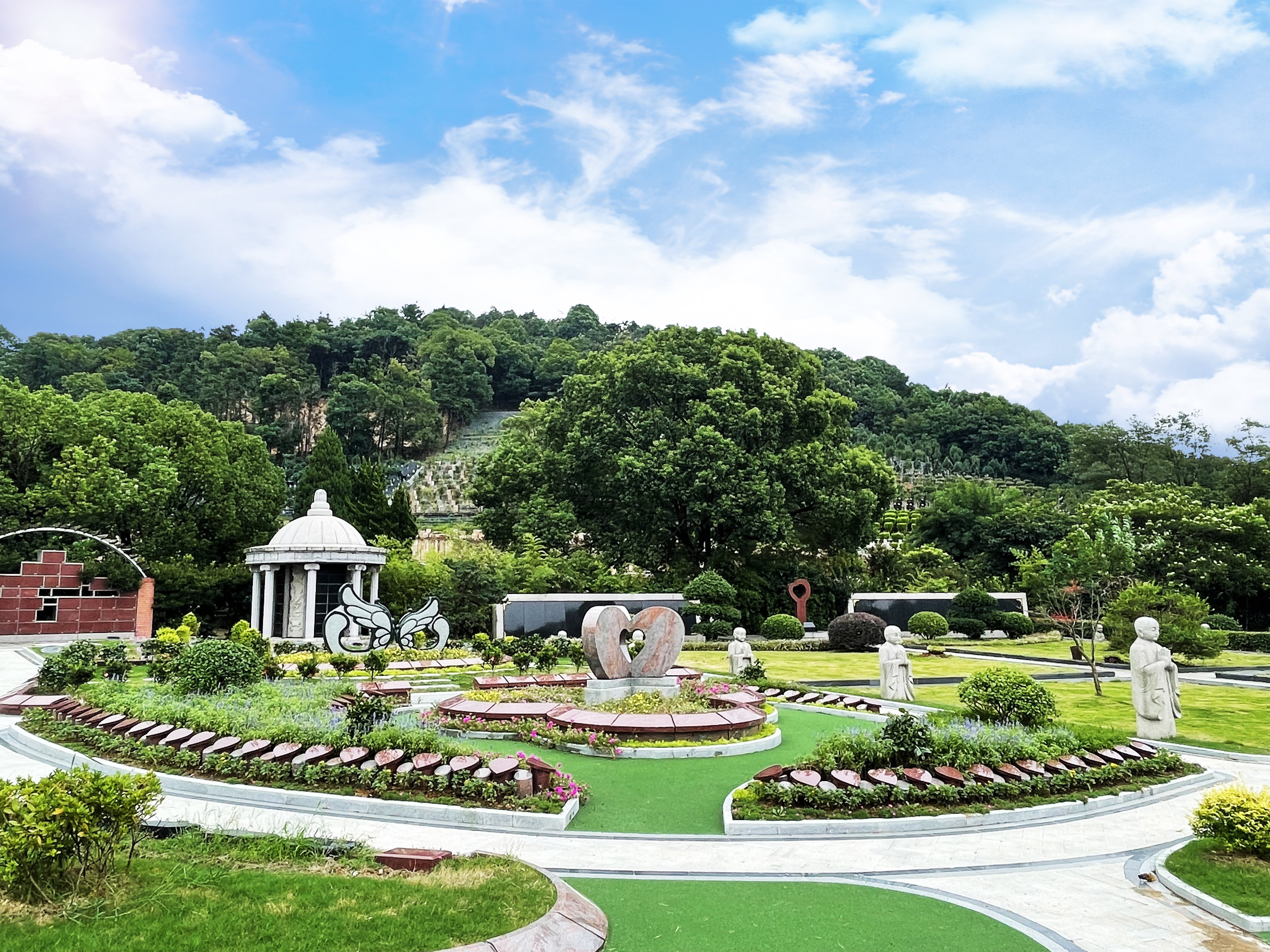 方寸间的大文章，引领现代葬文化